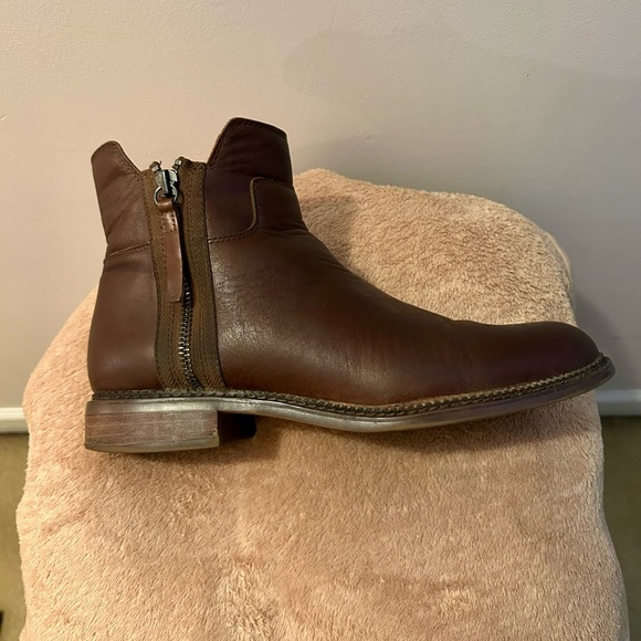 Franco Sarto Halford Ankle Boot - Picture 4 of 5